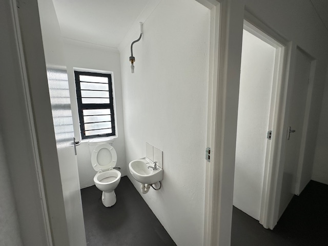 To Let commercial Property for Rent in Maitland Western Cape